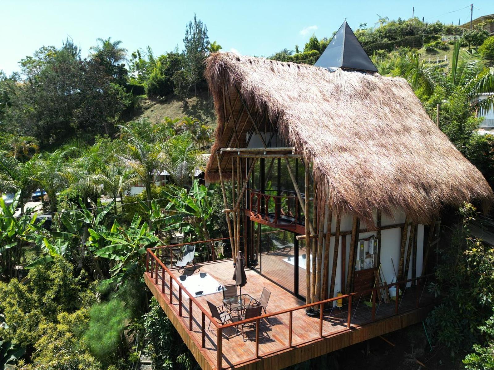 Ibuku Hotel Guatape - Chalets Exterior photo