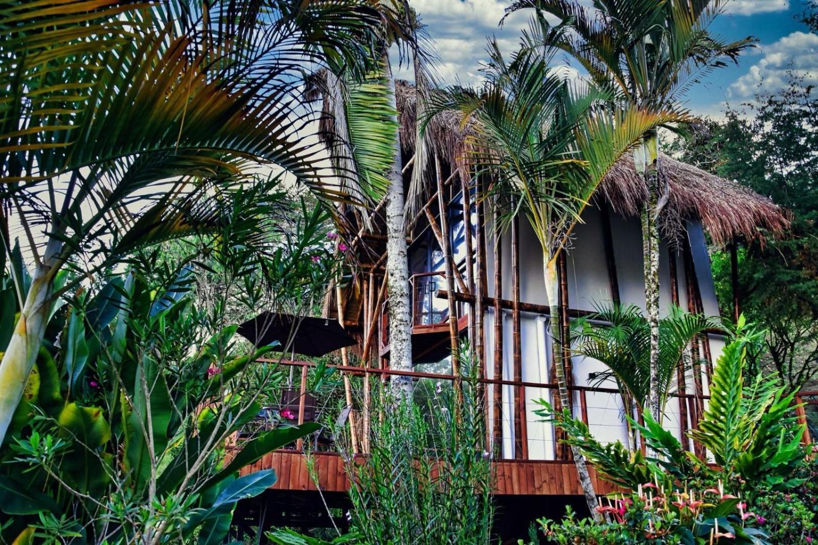 Ibuku Hotel Guatape - Chalets Exterior photo